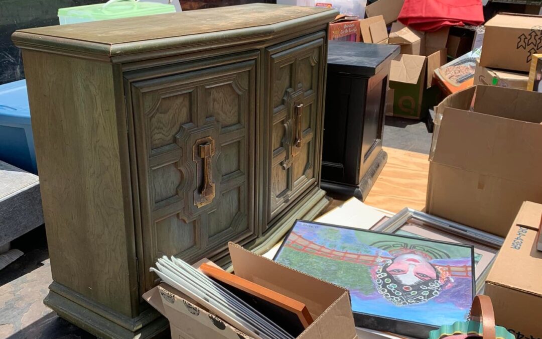 How to Get Rid of Old Furniture: Sell, Donate, or Recycle?